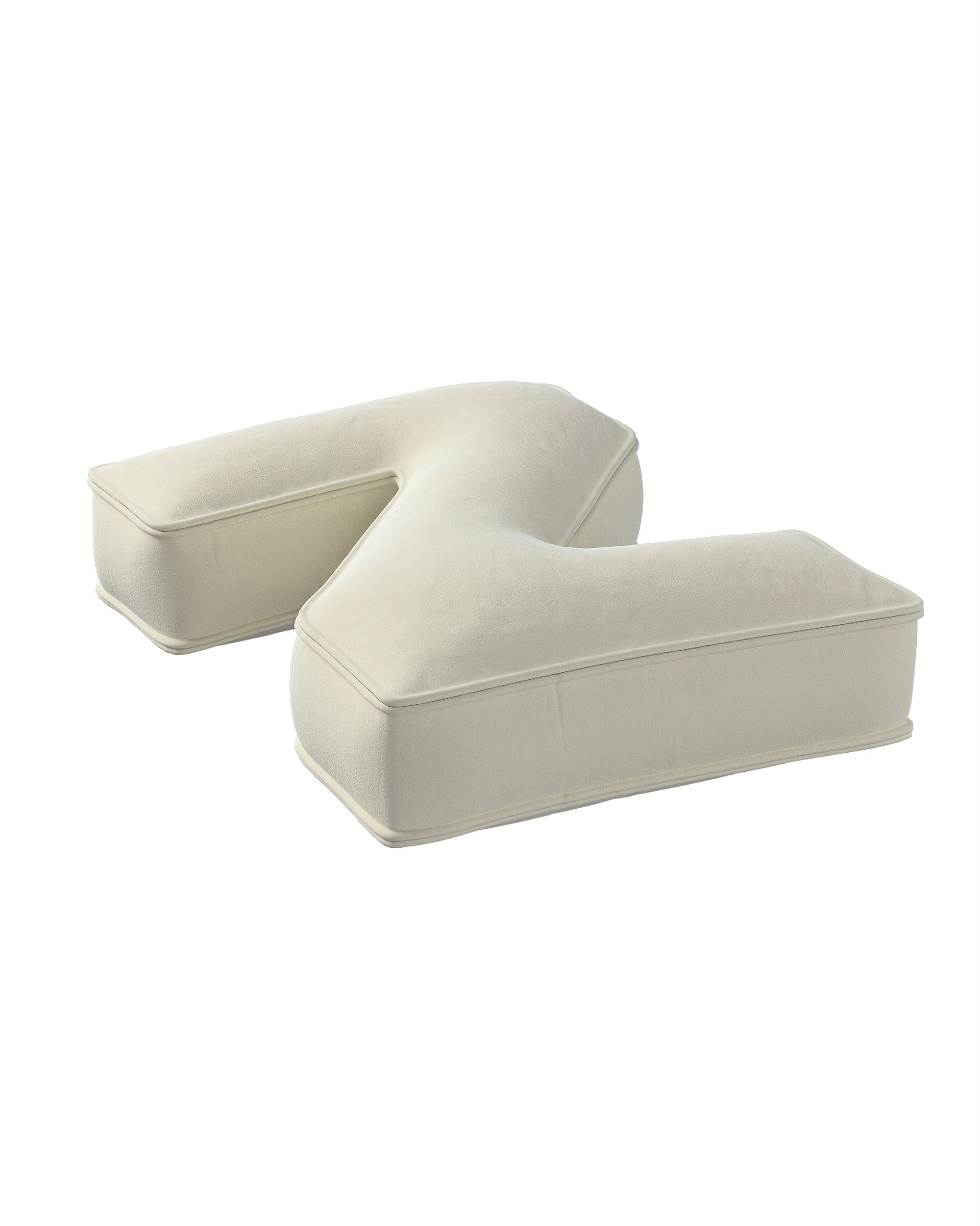 Raidė pagalvėlė Z spalva kreminė audinys blizgus, velvetinis/aksominis (hover)