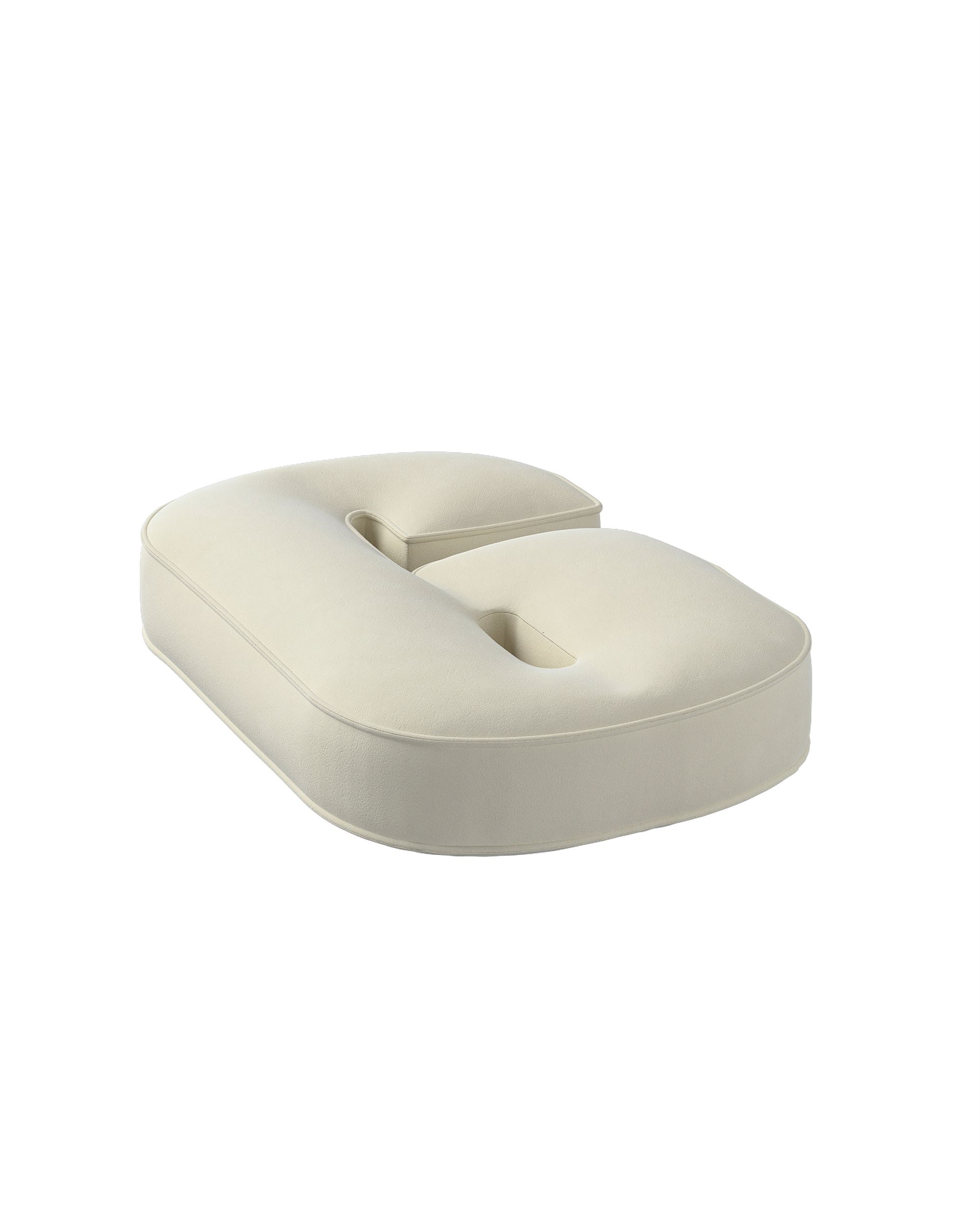 Pagalvėlė - skaičius 9 spalva kreminė audinys blizgus, velvetinis/aksominis (hover)