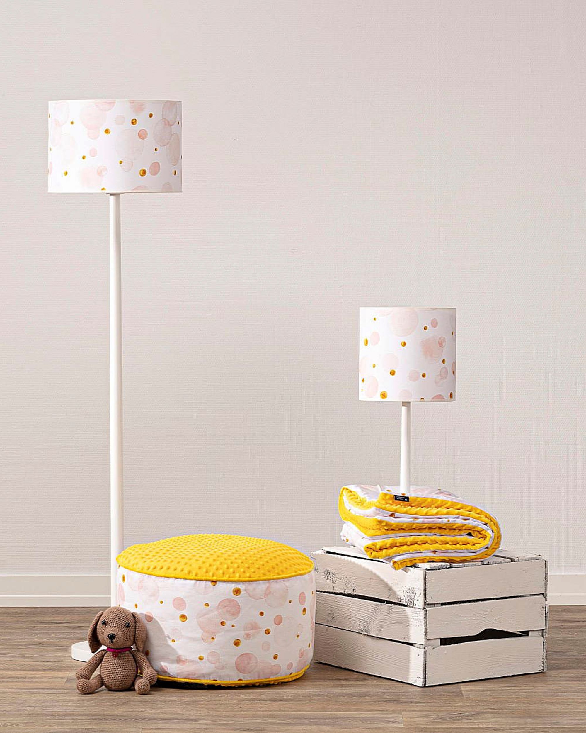 Stalinis šviestuvas Dots & Dots (hover)